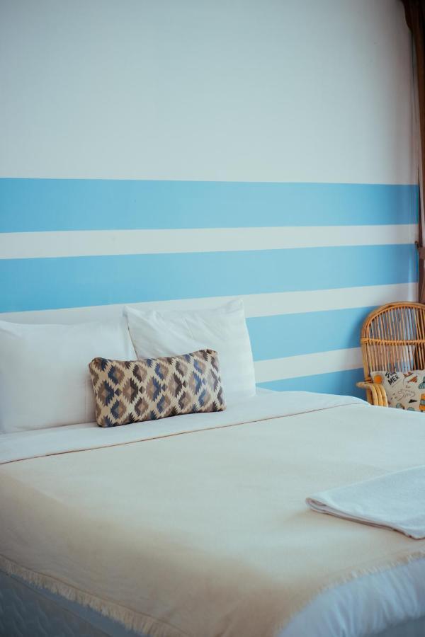 Bed and breakfast Roemah Renjana Bandung Extérieur photo