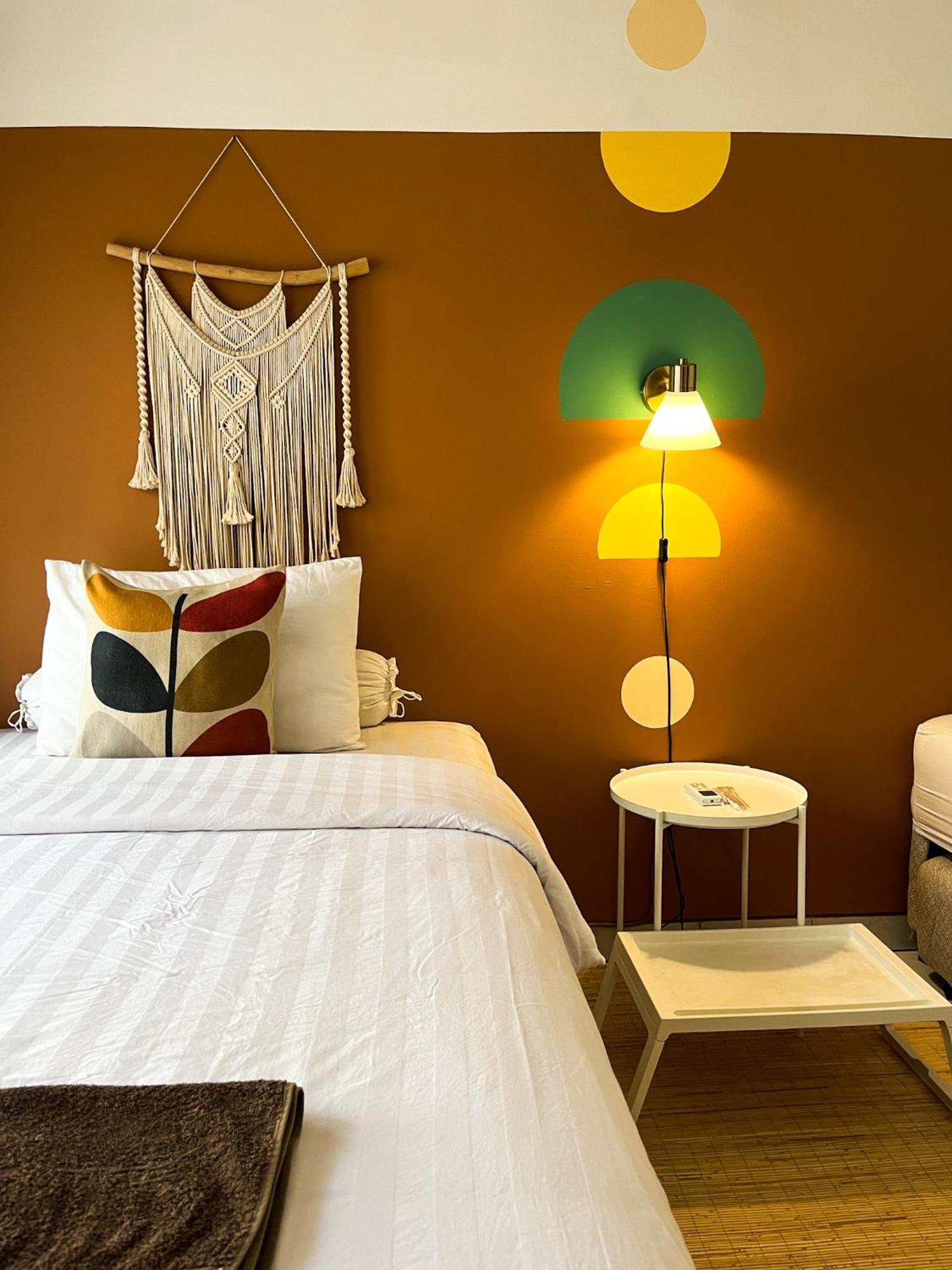 Bed and breakfast Roemah Renjana Bandung Extérieur photo