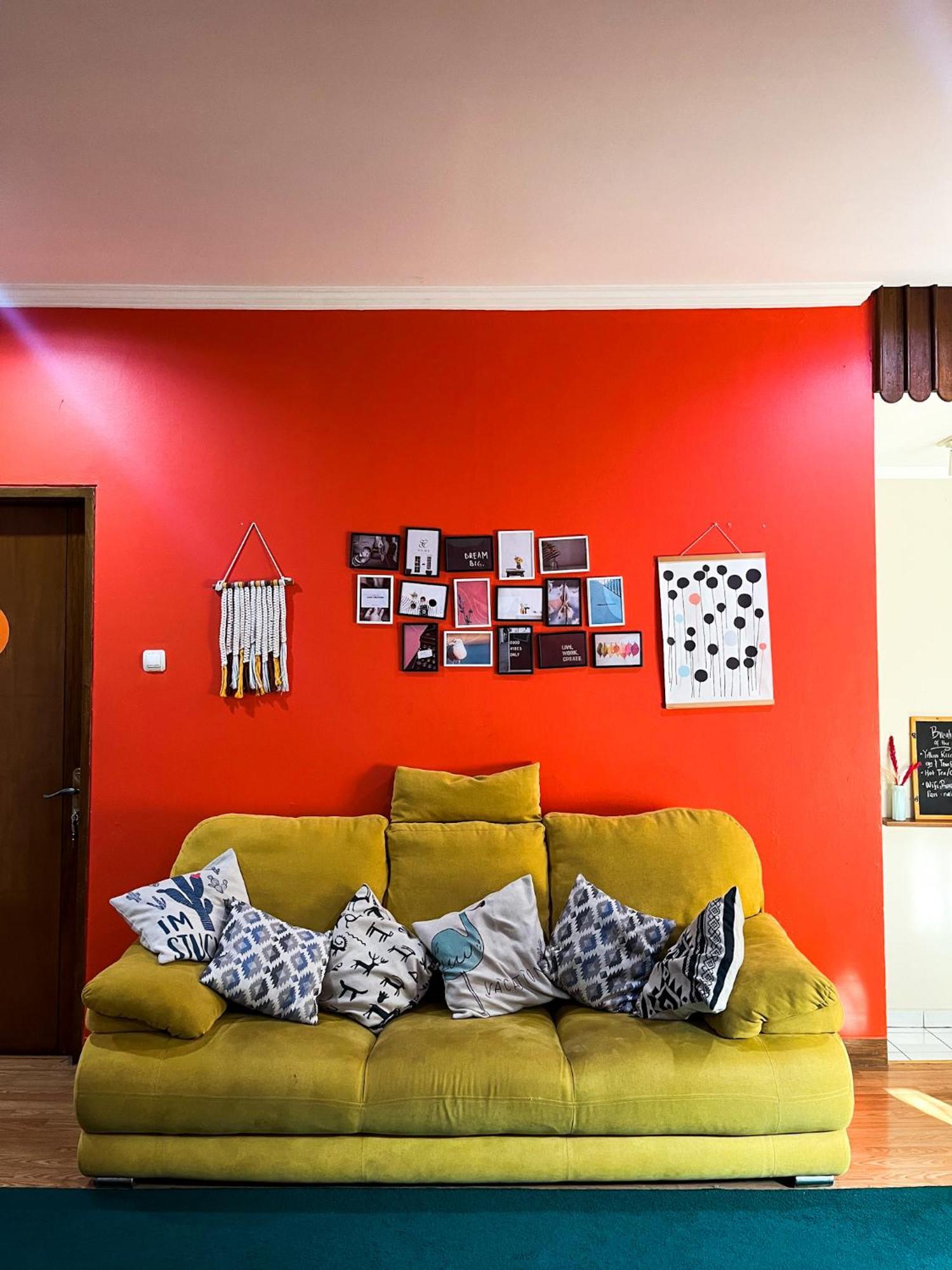 Bed and breakfast Roemah Renjana Bandung Extérieur photo